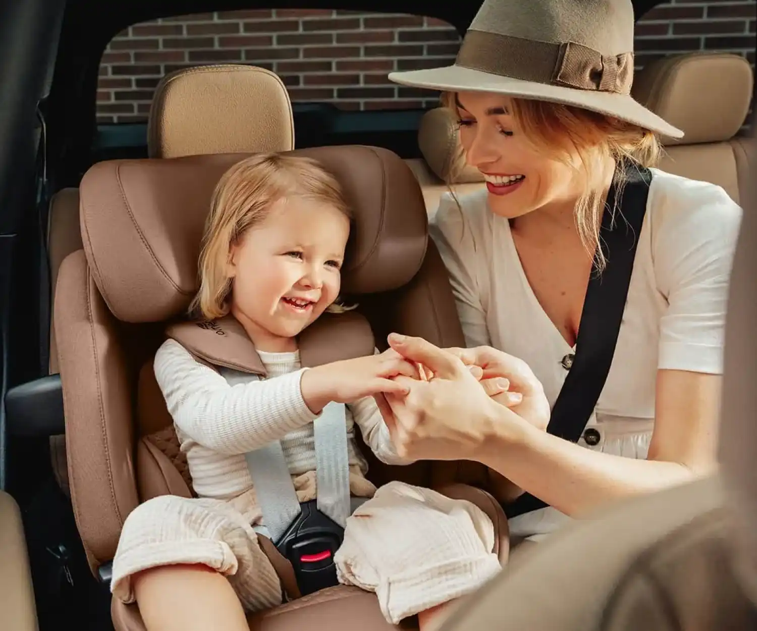 Britax Romer Advansafix PRO Детское автокресло
