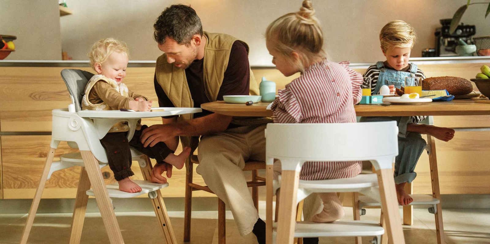 Stokke Steps Стул с сидением и столиком